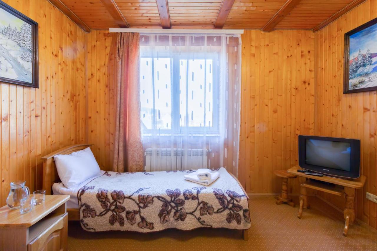 У Мар'Яни І Назара Hotel Jaremcse Kültér fotó