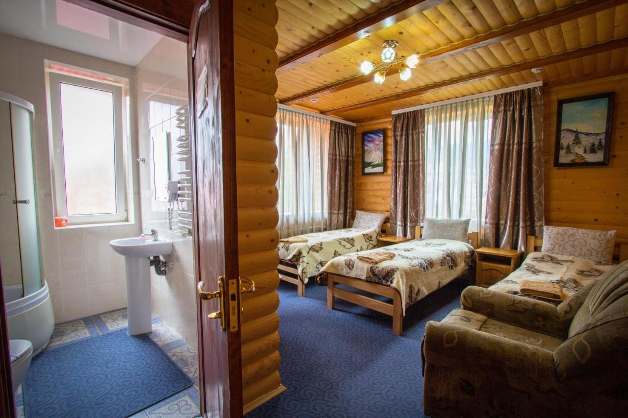 У Мар'Яни І Назара Hotel Jaremcse Kültér fotó