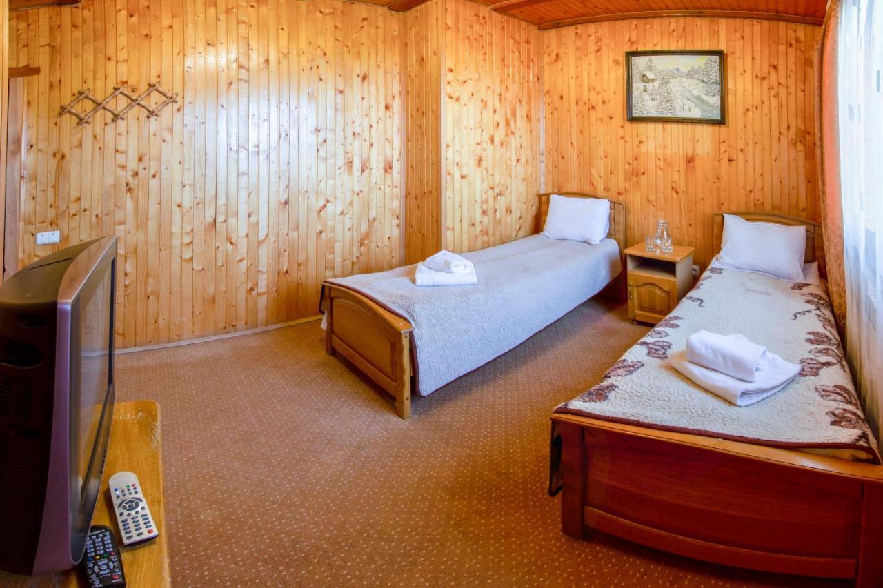 У Мар'Яни І Назара Hotel Jaremcse Kültér fotó