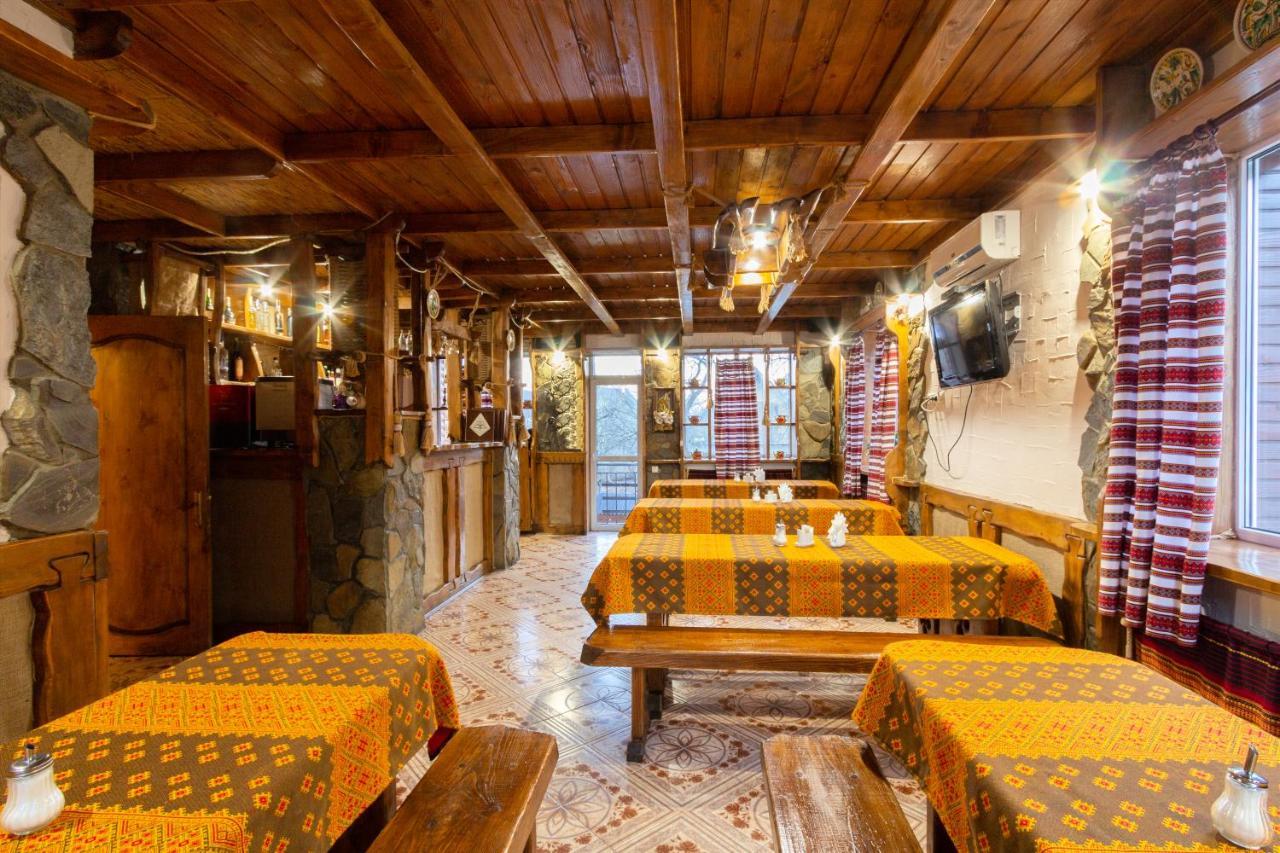 У Мар'Яни І Назара Hotel Jaremcse Kültér fotó