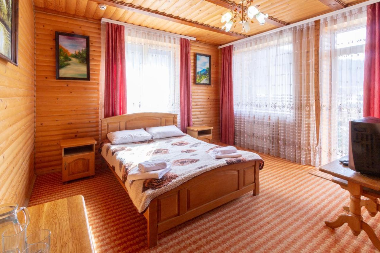 У Мар'Яни І Назара Hotel Jaremcse Kültér fotó