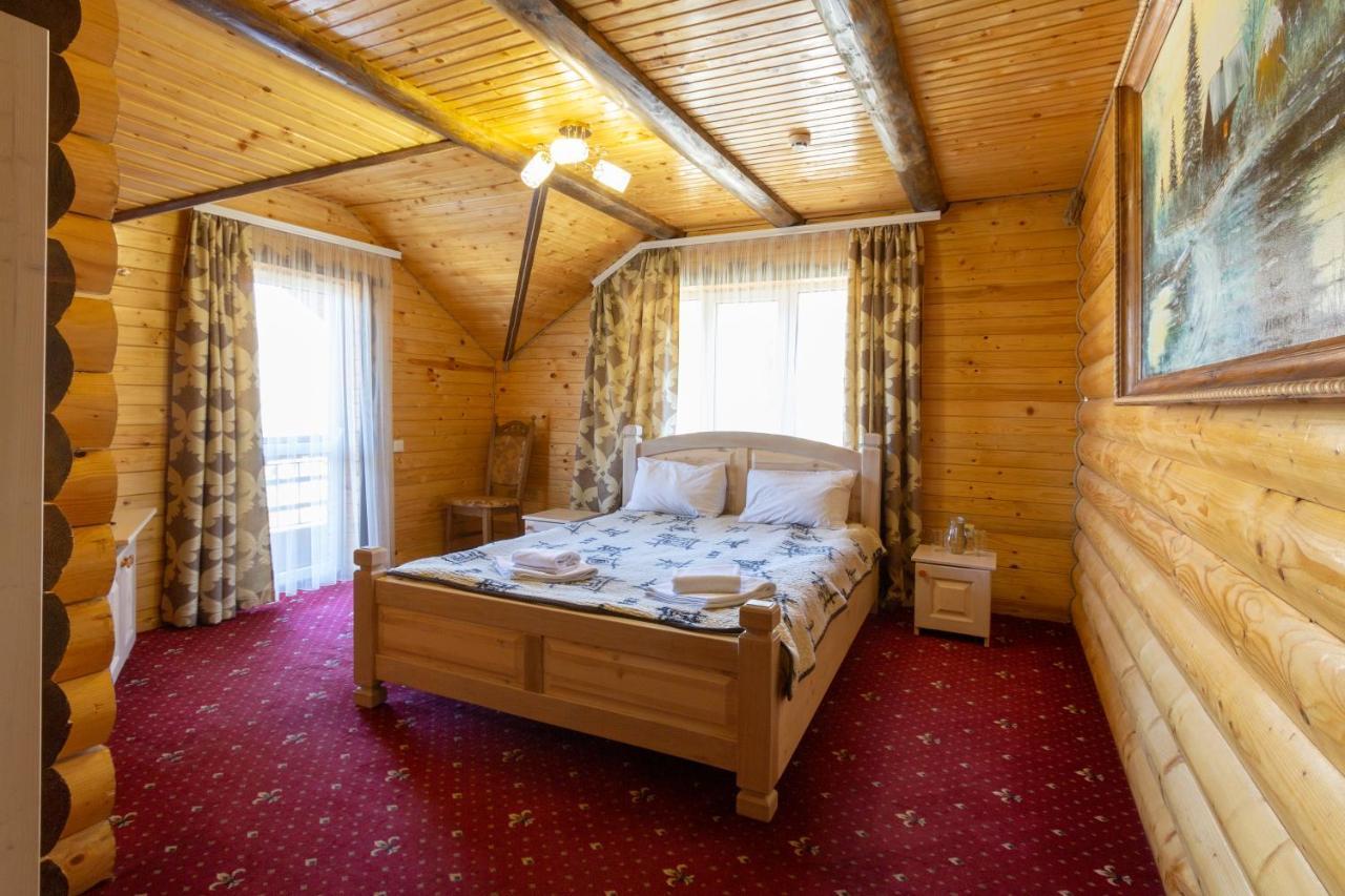 У Мар'Яни І Назара Hotel Jaremcse Kültér fotó